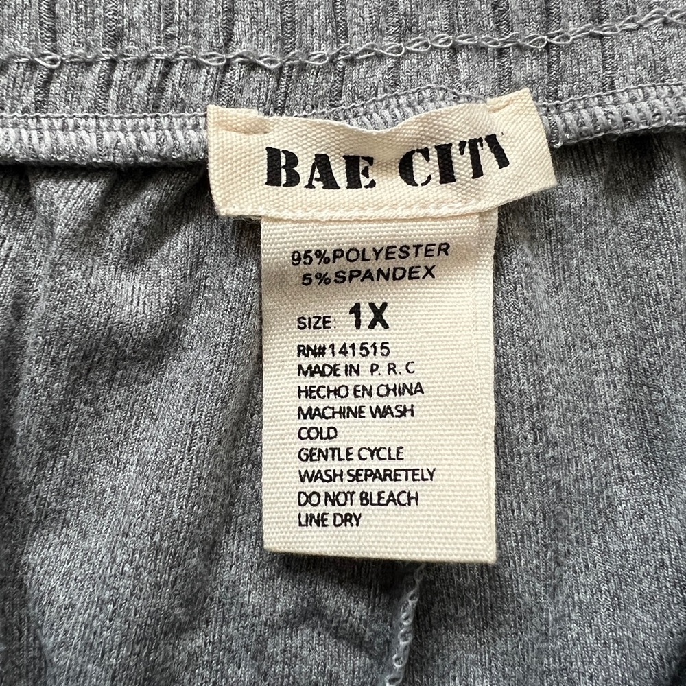 BAE CITY Textured Jogger Pants - Picture 8 of 10